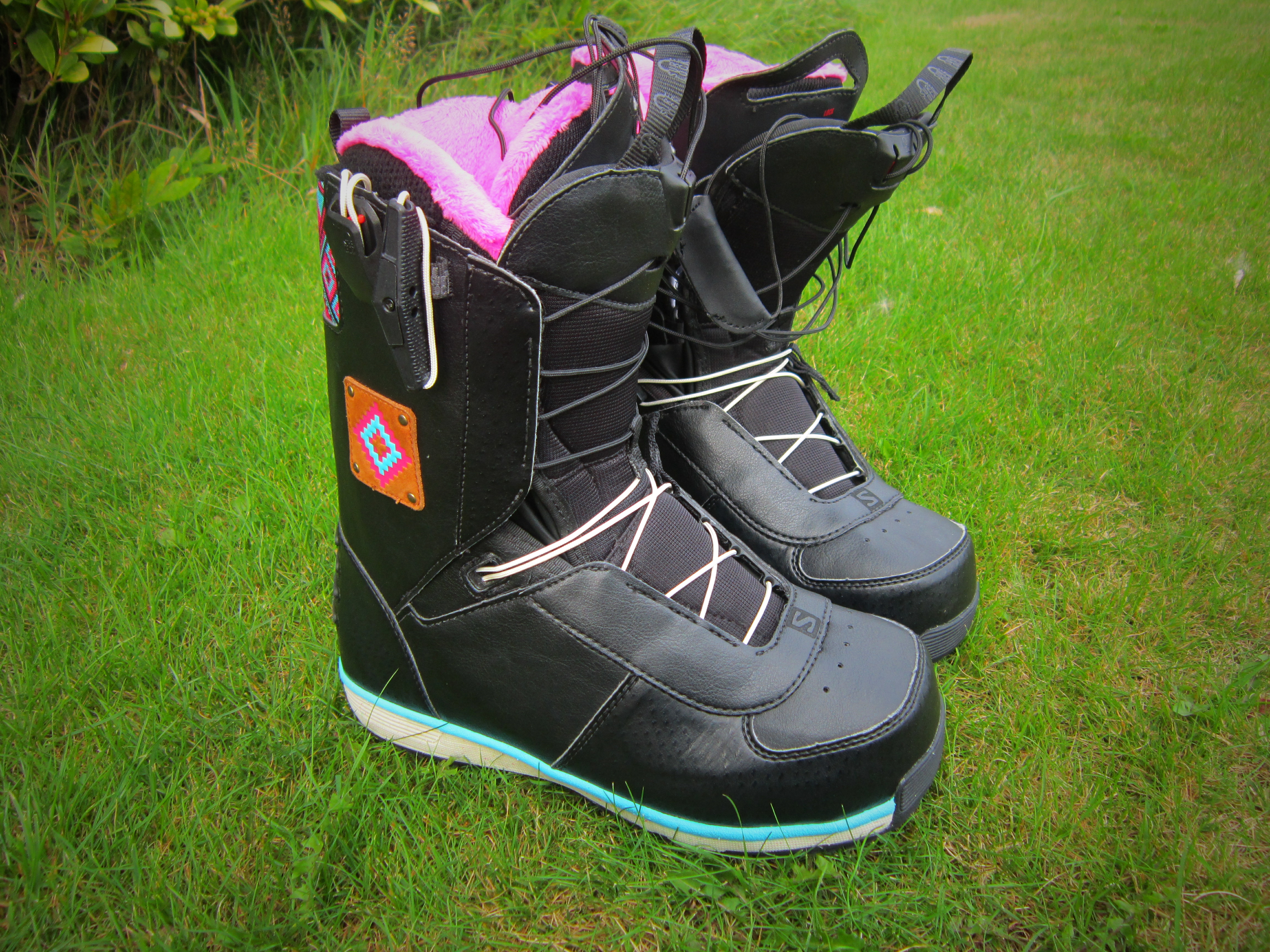 Salomon Lily Snowboard Boots – Faye Young –